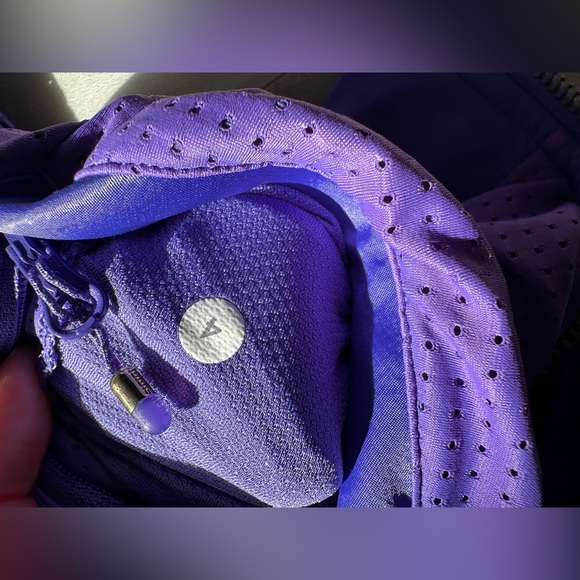 LULULEMON Sweaty Or Not Jacket Lightweight Mesh Run Iris Flower Purple Women's 4 - Picture 2 of 9